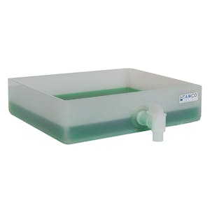 Tamco® Polyethylene Trays with Spigots