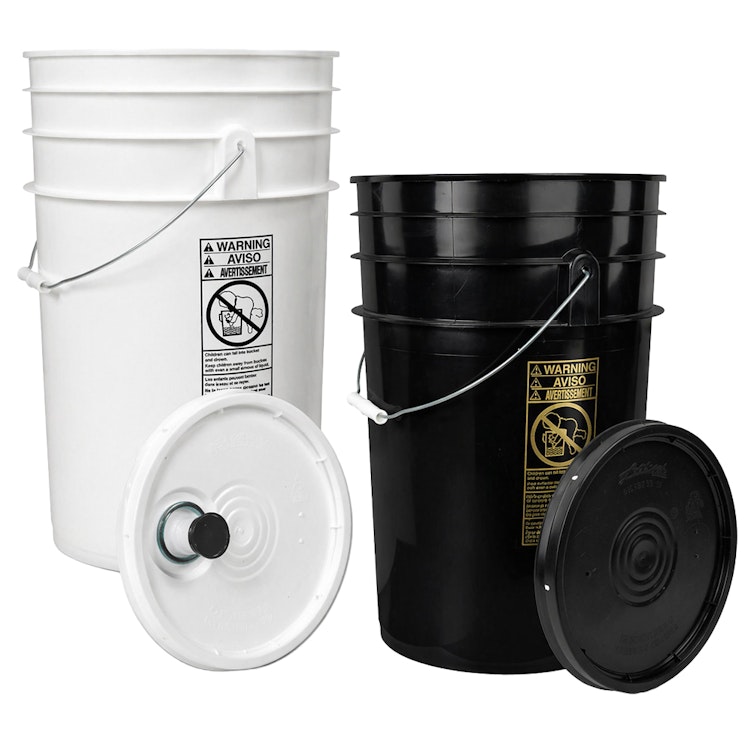 6-1/2 Gallon Round Buckets & Lids
