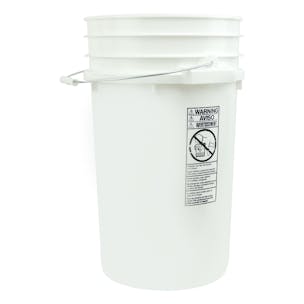 7 Gallon Buckets & Lids
